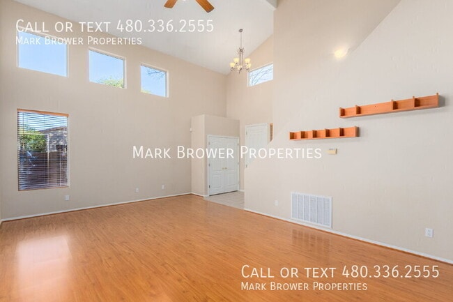 Photo - 1462 W. Roadrunner Dr.
