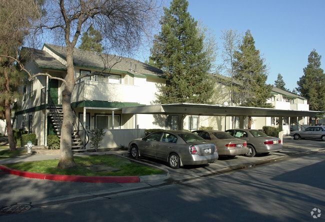 Sequoia Knolls - Sequoia Knolls