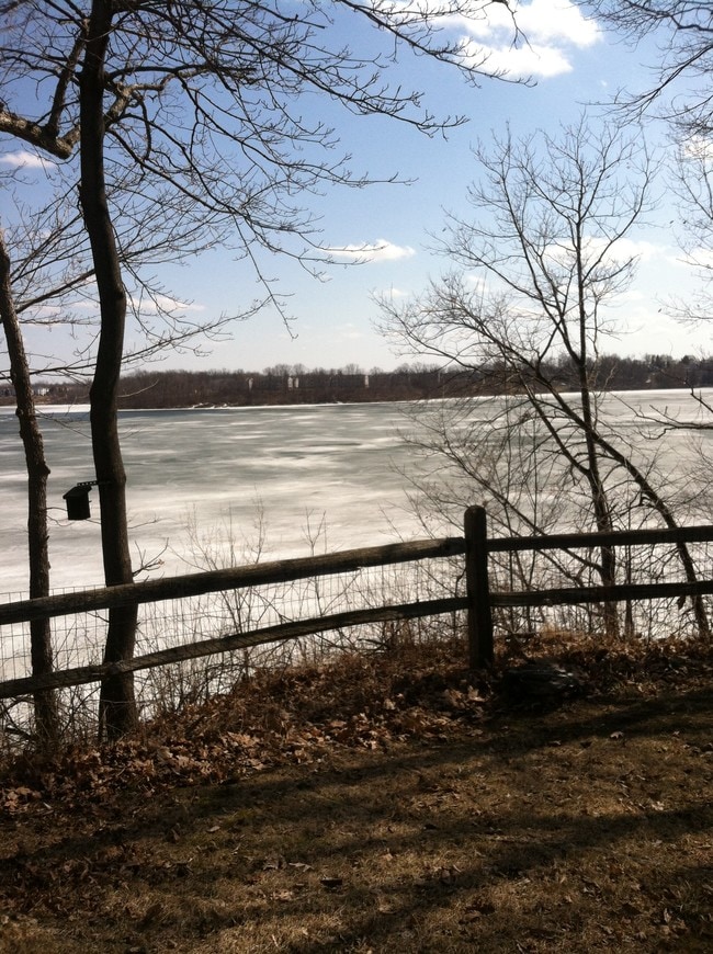 Laurel Bay
