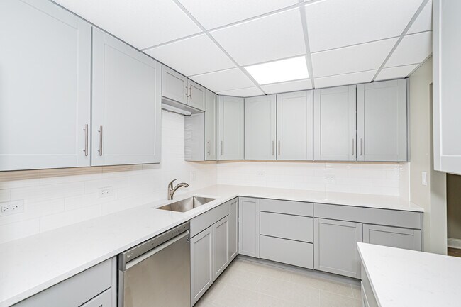 Photo - 3851 N Parkway Dr Unit 1I