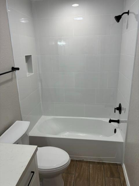 Photo - 256 Glenbrook Dr