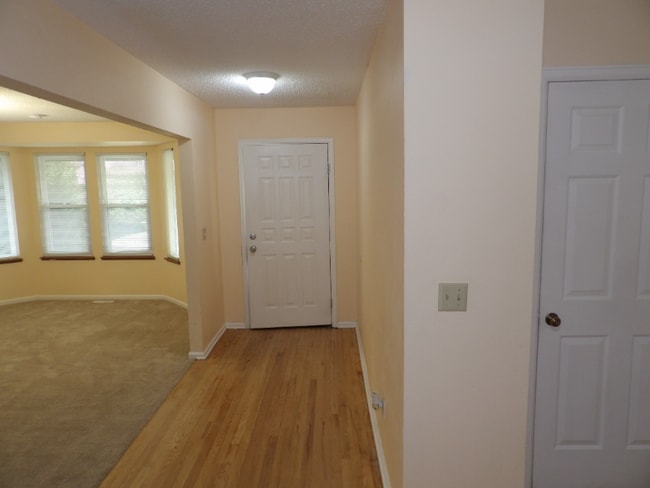 Photo - 3830 Gingham Way