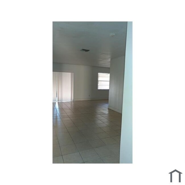 Photo - 2521 Rio Pinar Lakes Blvd