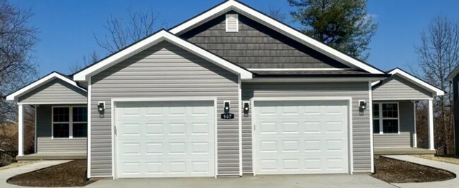 Photo - Linden Ave Unit A