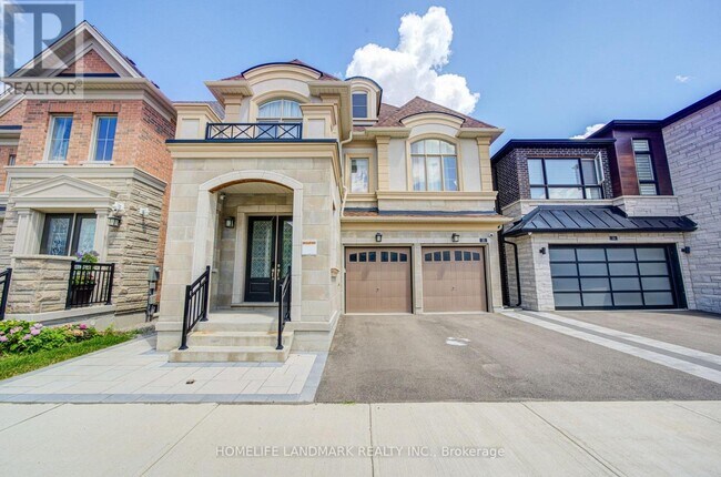 Photo - 35 Red Giant St