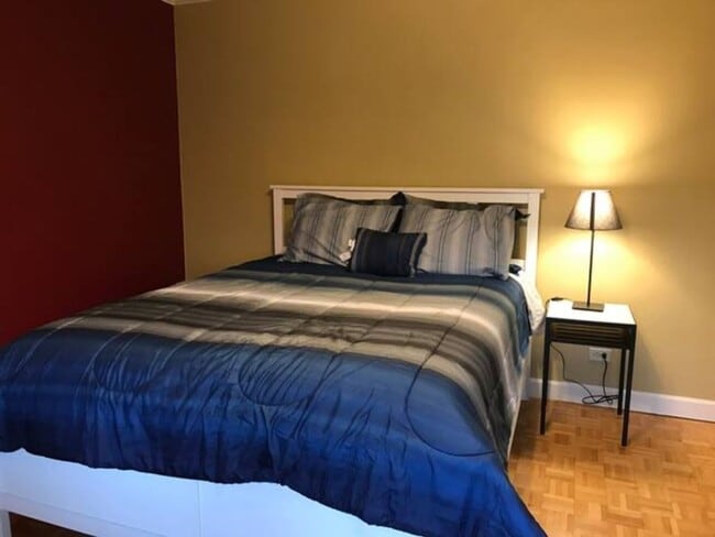 Photo - Furnished Move-In Ready Downtown 1br/1ba A...