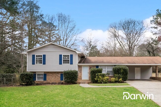 4590 Shamrock Place Southeast, Mableton, G... - 4590 Shamrock Place Southeast, Mableton, G... House