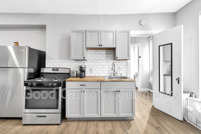 Photo - 30 Water St Unit 202