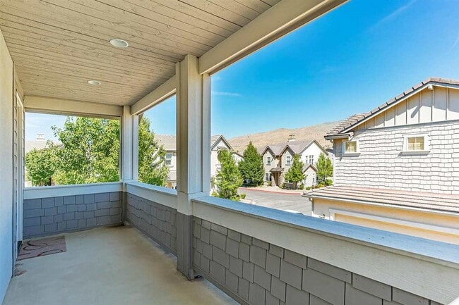 Photo - 1644 Sawtooth Trail