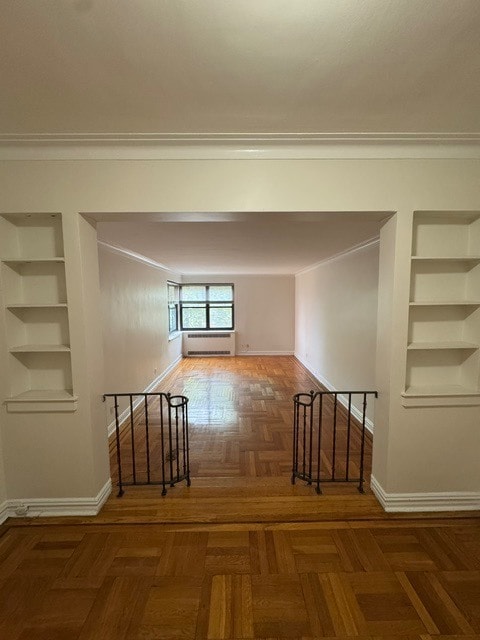 256 Martine Ave
