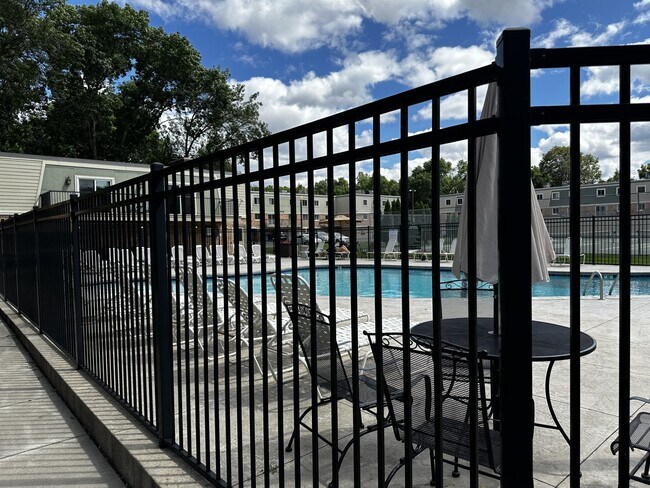 Photo - 7412 W 22nd St Unidad A315