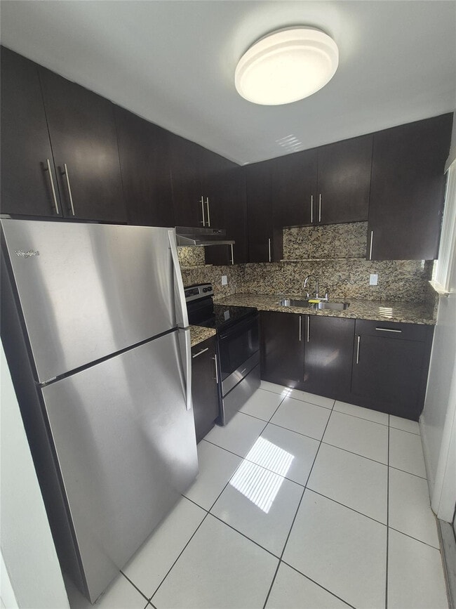 Photo - 3518 Taylor St Unidad 6