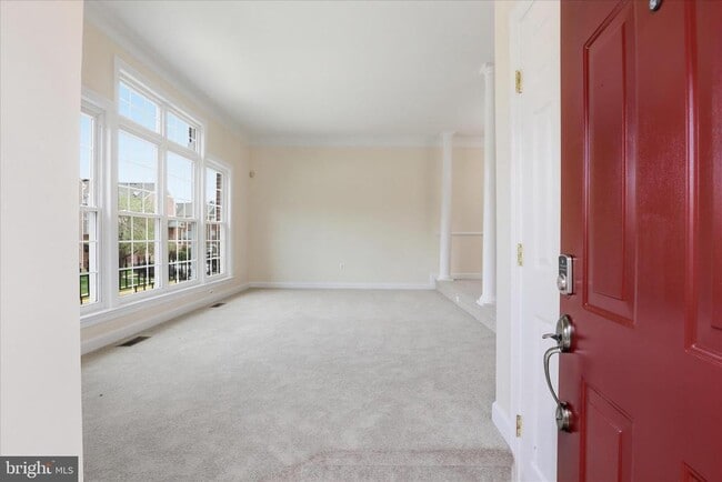 Building Photo - 981 Herons Run Ln