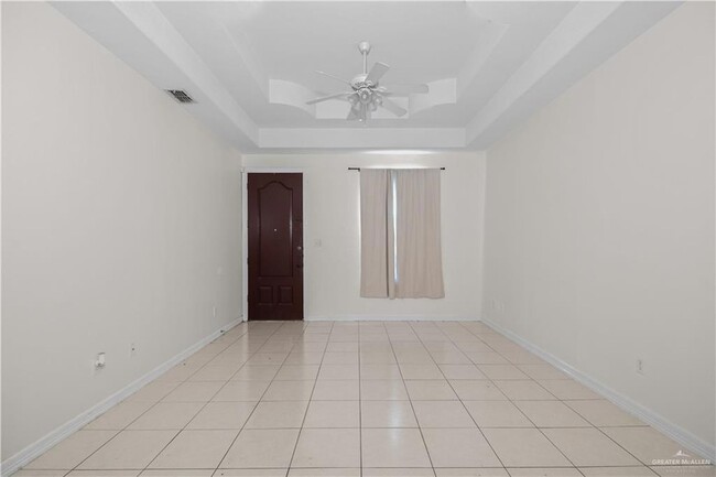 Photo - 3036 Scottland Dr Unidad 2