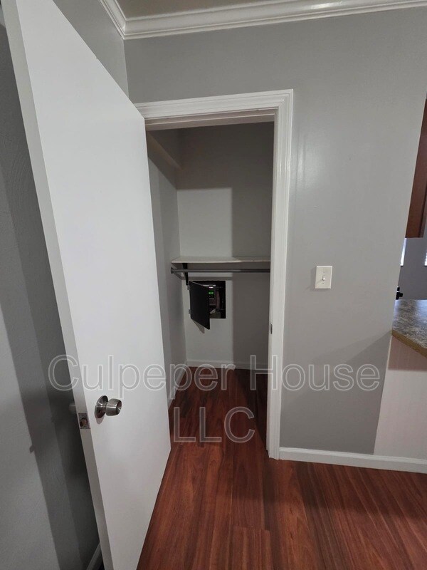 Photo - 2854 W Sylvania Ave Unit 8