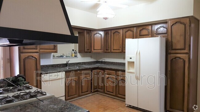 Building Photo - 437 S Aiken Ave Rental
