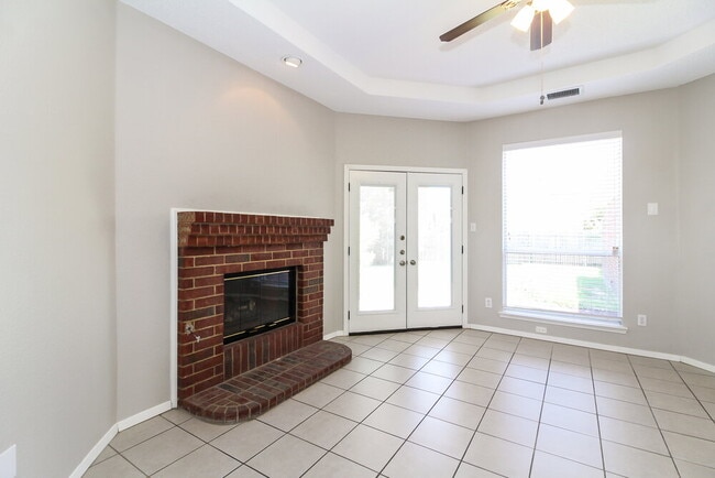 Photo - 2136 Birch Bend