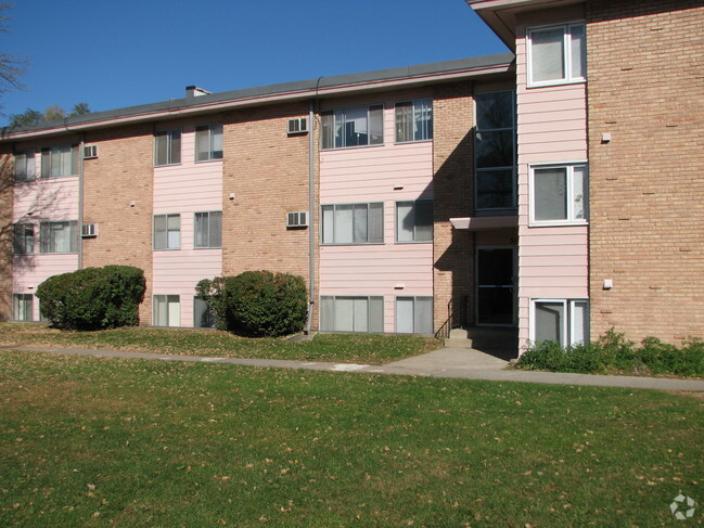 Building Photo - Portland Terrace Apartments