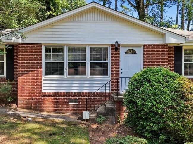 Photo - 1111 N Valley Dr