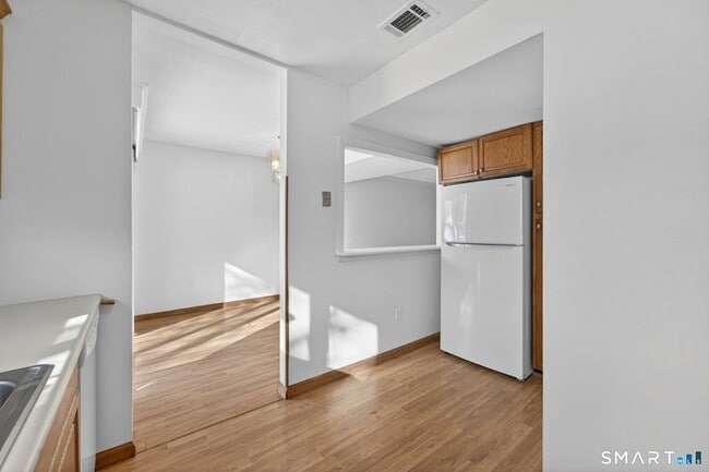 Photo - 155 Cottonwood Rd