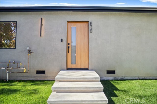 Photo - 6935 Jellico Ave