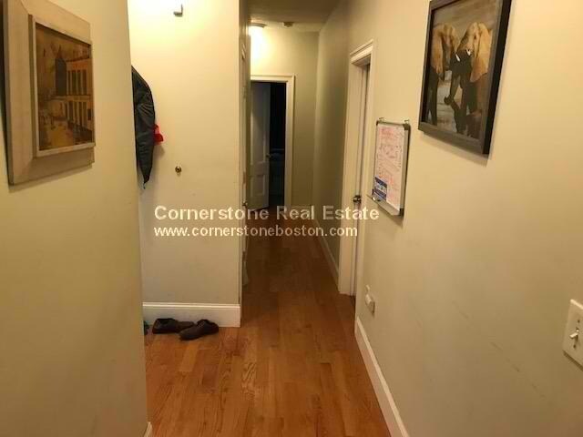 Photo - 1293 Cambridge St Unit 3L