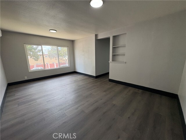 2001 E Wilshire Ave Unit 4