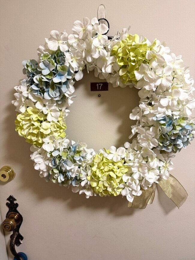 Photo - 17 Rollingwood Dr Unit 17