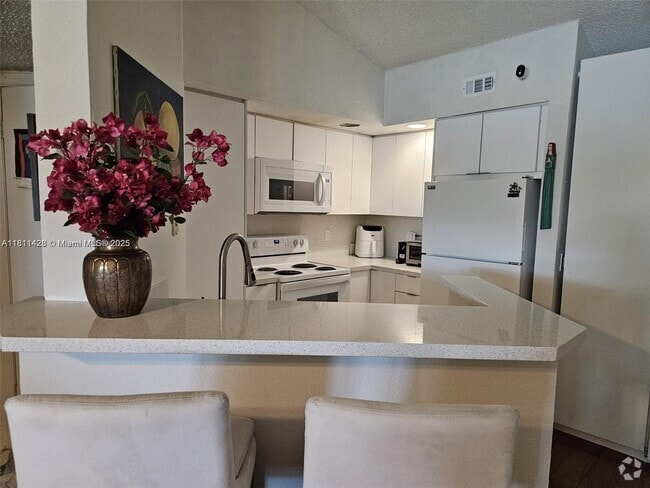 Building Photo - 12510 Vista Isles Dr Unit 1223 Rental