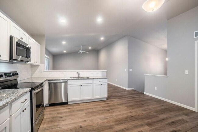 Photo - 1232 Jayberry Dr