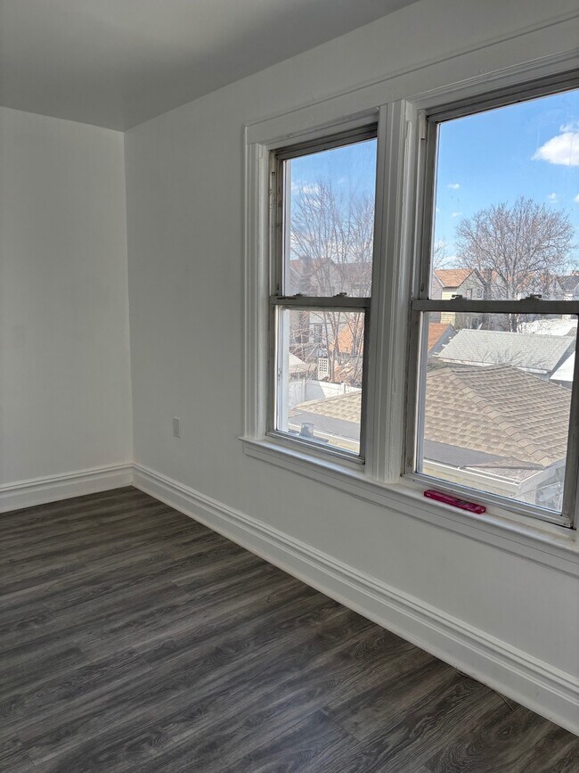 Photo - 126-15 103 Casa