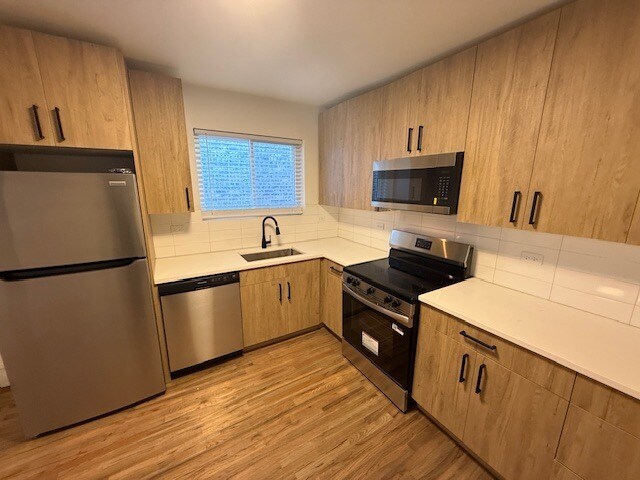 Photo - 7357 N Winchester Ave