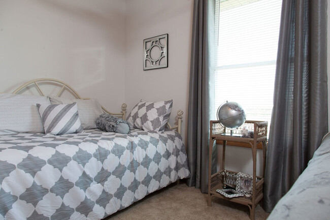 Photo - 1236 119th Ave