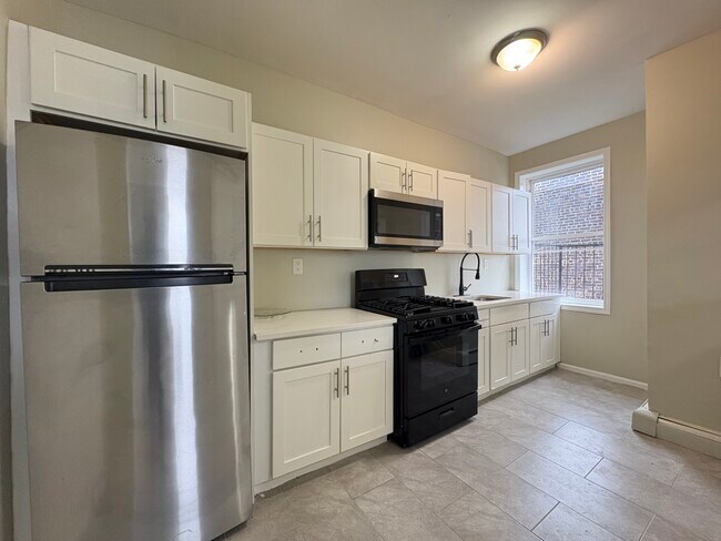 Photo - 114 Mallory Ave Unit 3