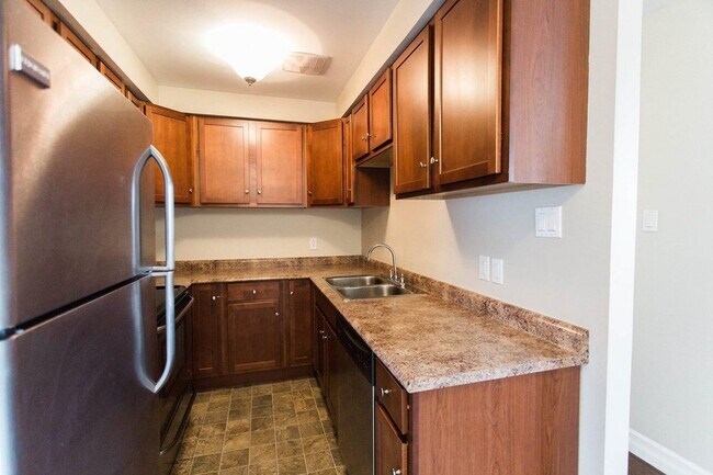 Photo - Sunridge Place