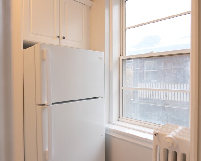 Photo - Du Maurier Apartments