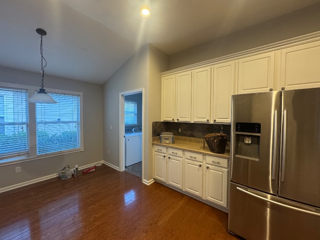 Photo - 6479 Silver Glen Dr