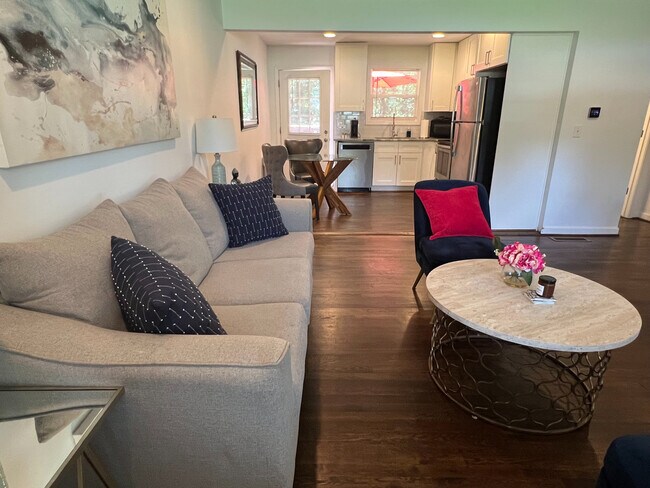Room in Duplex on Janmar Dr