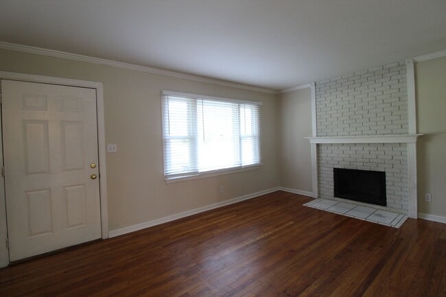 Photo - 2 Bedroom 1 Bath Home in Overland Park Kansas