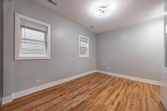 Photo - 1742 N California Ave Unit 3