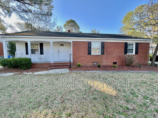 Building Photo - 3533 Furman Dr