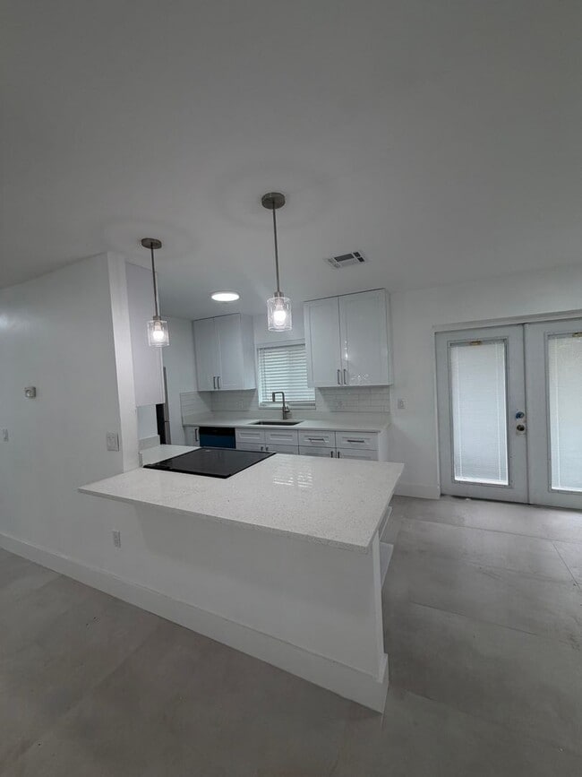 Photo - Fully Renovated 3-Bedroom Home with Garage in Orlando