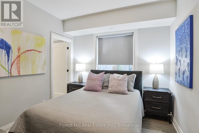 Photo - 2054 Peninsula Rd