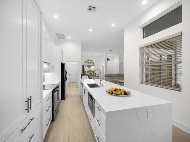 Photo - 9070 Cypress Hollow Dr