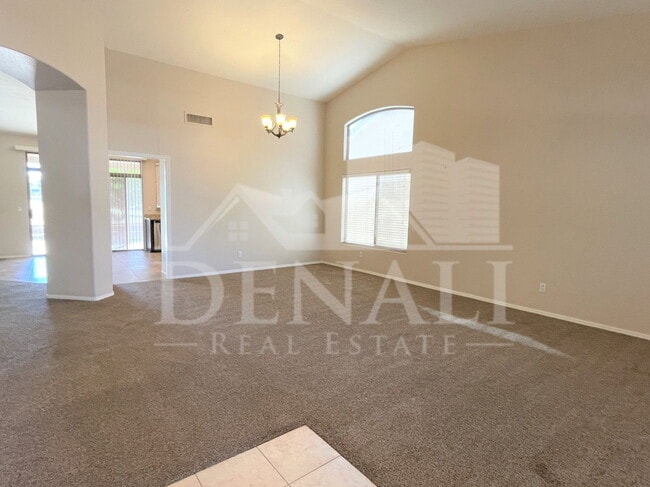 Photo - 1121 S Western Skies Dr