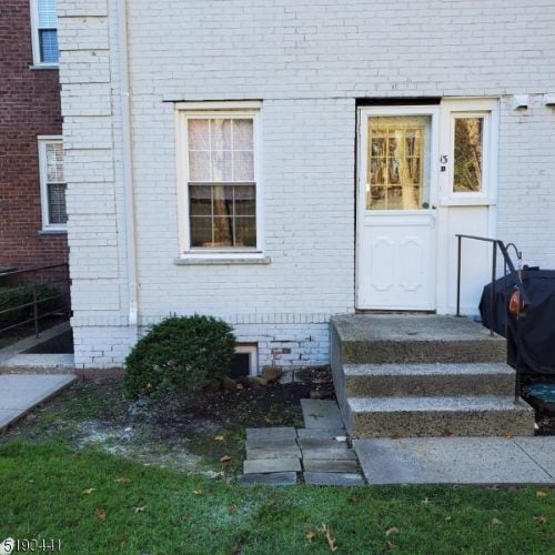 Photo - 13B Parkway Village