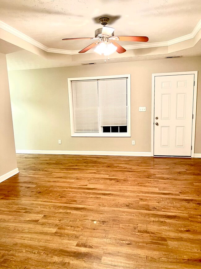 Photo - 141 McFadin Station St