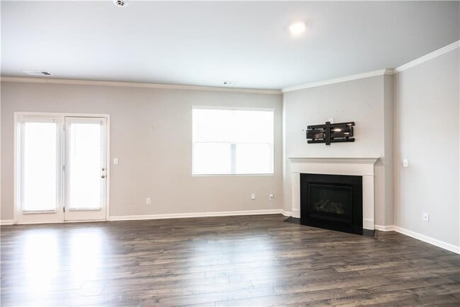 Photo - 4377 Montberry Ln