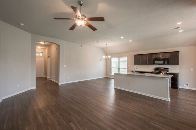 Photo - 7418 Masters Dr