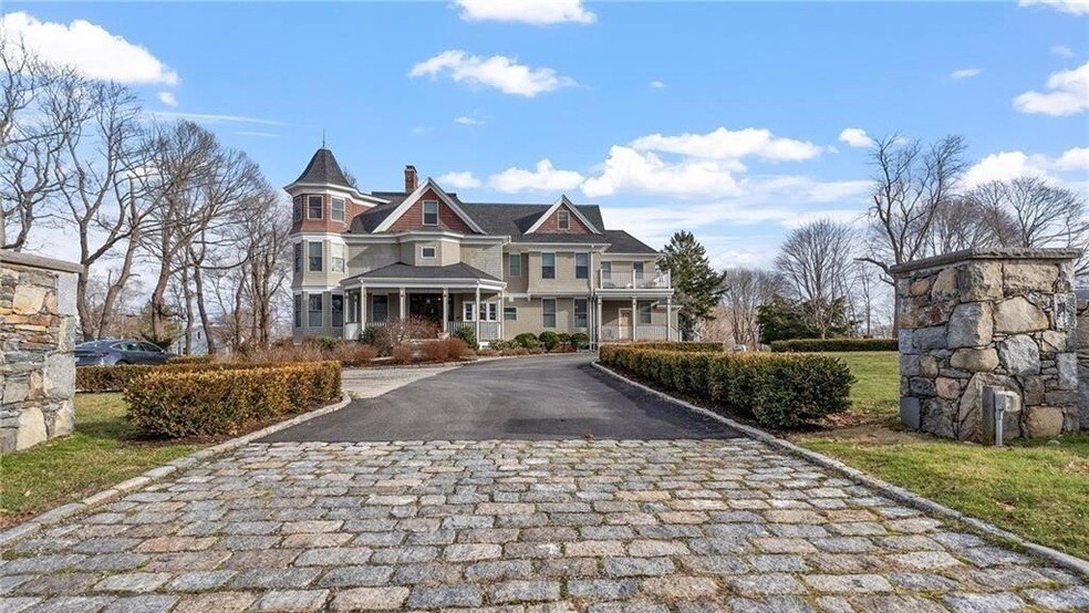 567 Bristol Ferry Rd Rental House Rental in Portsmouth, RI